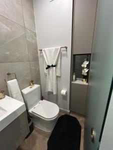 One Rosebank 1 Bed Apartment