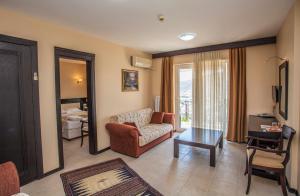 Standard Suite room in My Solmaz Hotel