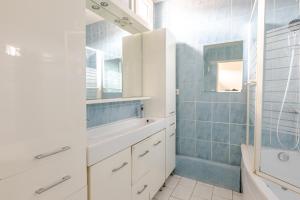 Appartements Appartement avec vue sur la Tour Eiffel entre Paris et Disneyland : photos des chambres