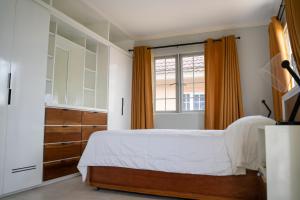 Kingston Skyline Escape