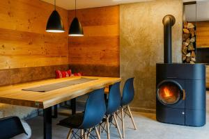 Chalet At Ruppberg With Sauna And Mountain View - 3hvězdičkové hotely ve městě Zella-Mehlis