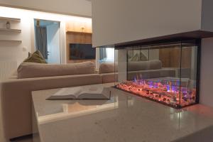Luxury 2BR Penthouse in Villa with Pool