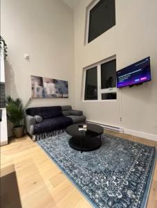 Luxury apartment in Mont Royal