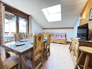 Les Chalets Des Evettes - Appartement vue montagnes dans une résidence avec piscine MAE-3104