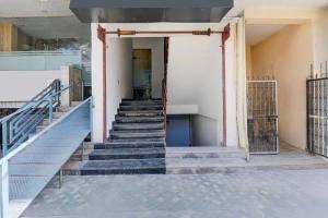 Hotel O Rawatpur Metro Station