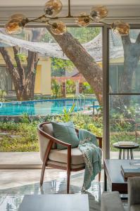 ELIVAAS Kensho Hibiscus 3-BHK Villa With Common Pool, Plunge Pool & Lift Near Popular Beaches