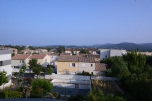 T2 CALME BORMES-Les-MIMOSAS