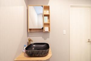 Sunshine Inn 456 - Economic APT in Tokyo Tranquil Block, with Direct Access to Ginza & Akihabara