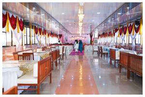 Near Chogle Complex Lodge maharastra Ghansar in Mhasla Rd