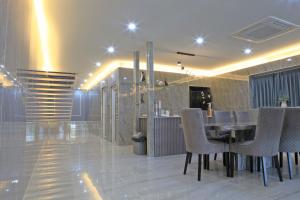 Forest Sky Pool Villa