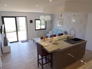 La VILLA SANARY Coeur de Portissol - Parking privé- Prise recharge voiture