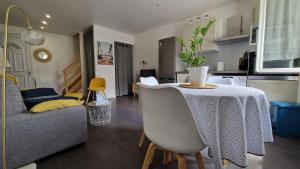 Appartements Spacious and Quiet - Lyon South - 4p - Self check-in : photos des chambres