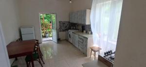 გიოს ქოხი