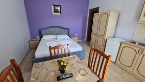 Villa Reshat Caca