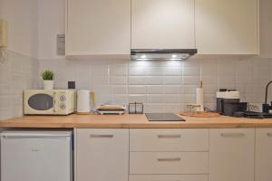 Historic Boutique Apartment in Artists Kipseli