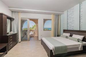Sea View Suites - Plaka Beach Resort