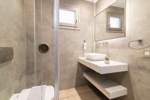 Sea View Suites - Plaka Beach Resort