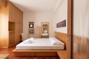 Cozy One bedroom apartment Via Volta - Mirable PM