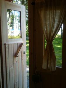 TinyHouse "Cupid" am See, an der Mecklenburger Seenplatte