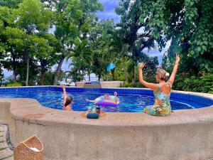 Private Beach Villa in Anza Mactan with Ocean View