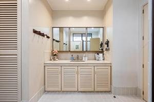 Private Beach Villa in Anza Mactan with Ocean View