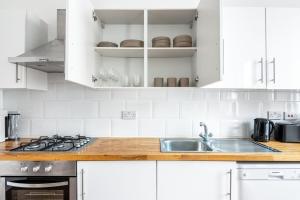 Hyde park 2 BR Comfort living