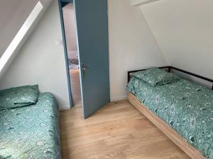 Appartements Charmant appartement 2 chambres entierement renove avec parking au calme tout en etant a deux pas des commerces et restaurants : photos des chambres