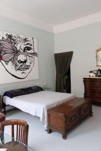 Ad Arte House