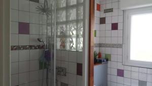 Appartements Maison avec grand jardin au coeur de la ville : photos des chambres