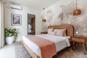 1BR Villa with Private Pool & Stylish Wood Accents