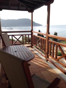 Pleoussa Studio and Apartments Skopelos Greece