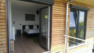 Zum Rebhang Bed & Breakfast