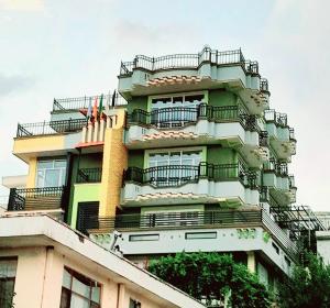 Sarwari Guesthouse Qargha