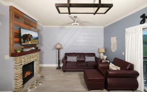 One-Bedroom Apartment room in The Smoky Mountain Nest