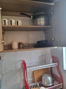 Bahari Studio Deluxe