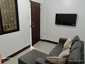 New Clark City Guest House