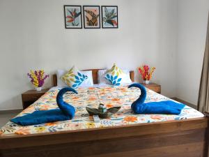 Aparjon Stays Entire 2BHK with Pool near Baga