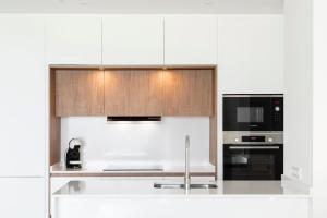 Espectacular con terraza, piscina & parking