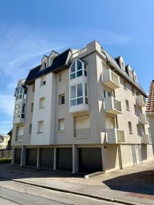 Appartements Rose Mer, Appartement a 20 metres de la mer avec parking prive et balcon, Animal accepte : photos des chambres