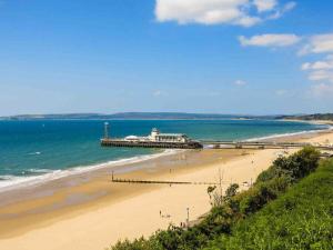 The Snuggery, The Kove, Bournemouth Beach