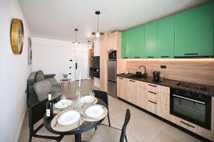 L&S Apartment in Odyssey SPa&Pool-parking