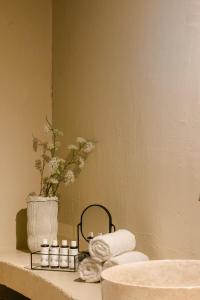 Celés Suite in Kefalonia with Balcony Nomadē Agora