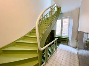 LTS RENT Comfortable OLD TOWN & ART, Three Rooms