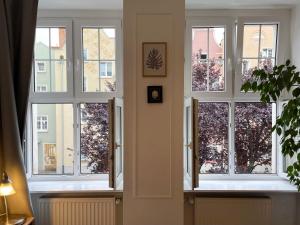 LTS RENT Comfortable OLD TOWN & ART, Three Rooms