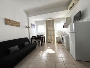 Appartements SAINT-FLORENT T2 avec terrasse piscine : photos des chambres