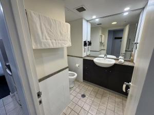 KozyGuru | Haymarket | Buzzy City Abode