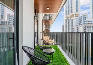 Royal Vista at Kensington Waters - Sobha Hartland - Near Downtown Dubai & Business Bay - Brand New Luxury 1BR Apartments