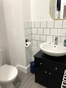 Lowestoft One Bed Apartment, Close to Beach -Ideal for Weekend Getaways and Business Travellers- with Free Parking!