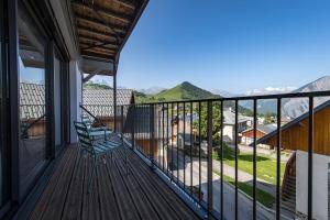 Four-bedroom triplex in Albiez-Montrond