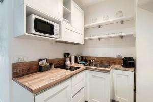 La Maison by Quokka 360 - Historic centre of Como - The Walled City